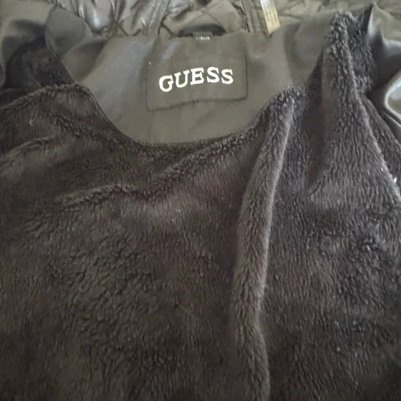 Guess, Nicely used twice only Black Puffer Jacket/Hood and Weather-Resistant. - Picture 14 of 16